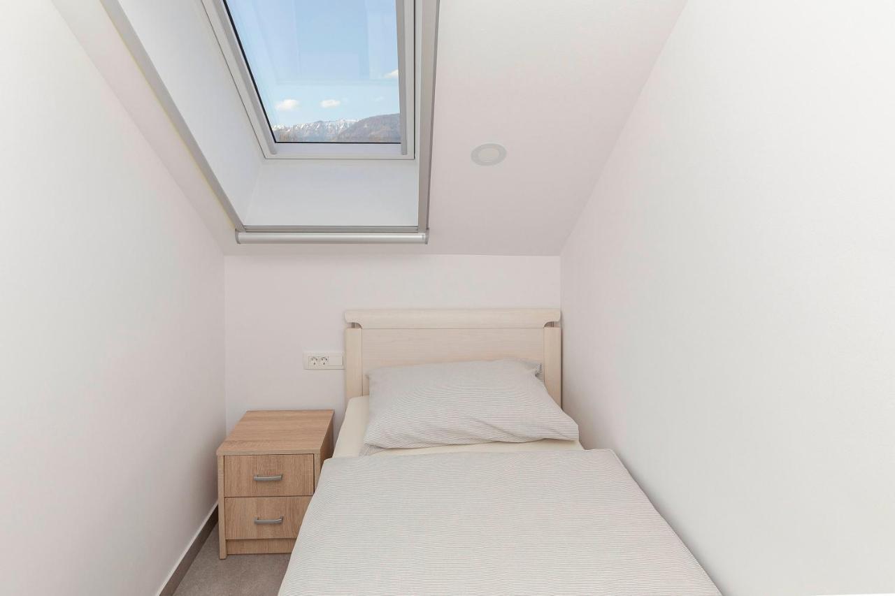Apartments Linda Брезье Экстерьер фото