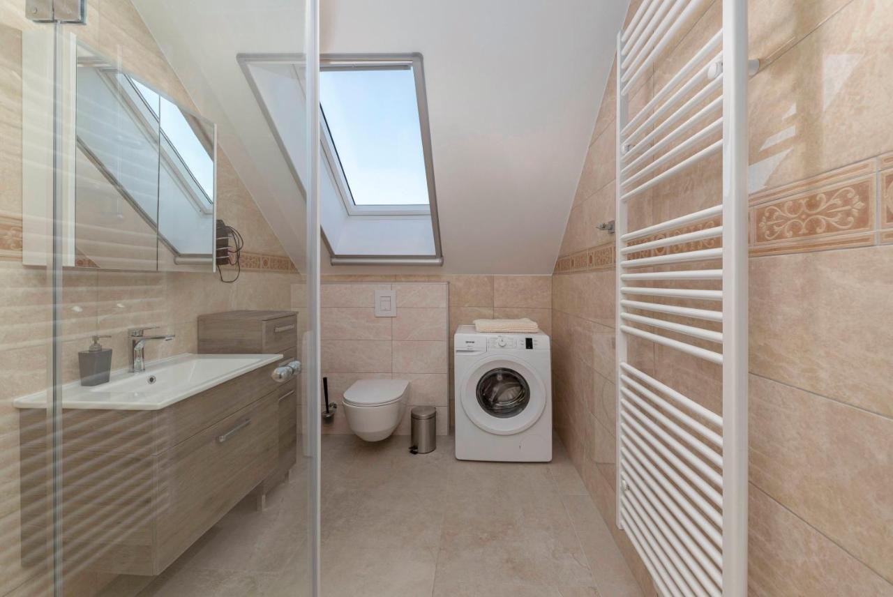 Apartments Linda Брезье Экстерьер фото