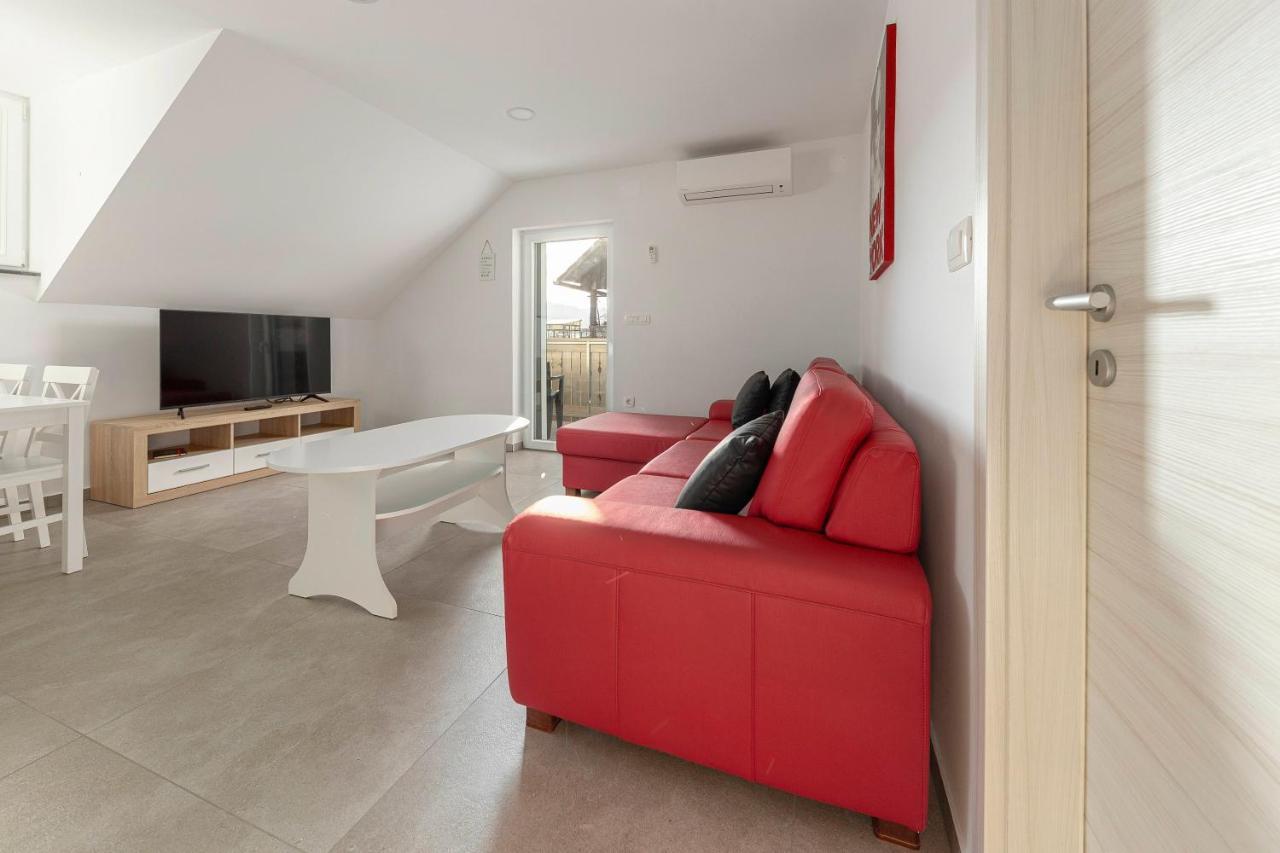 Apartments Linda Брезье Экстерьер фото
